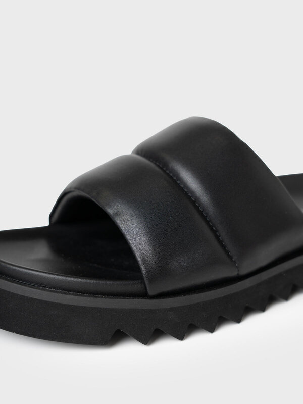 PLAYTODAY Сабо 588409 12666734 черный