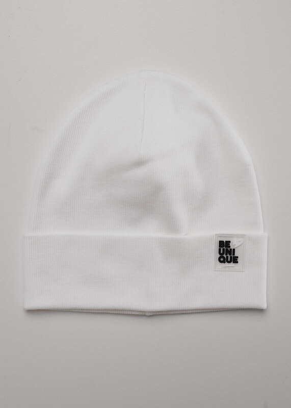 CLEVER Шапка 588751 566606ш молочный