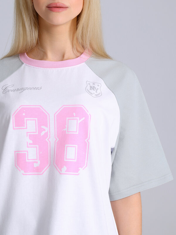 Апрель Футболка 589525 1ЖДФК5037001 белый+светло-серый+светло-розовый