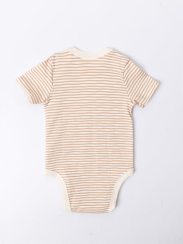 MARK FORMELLE Боди детское 589583 13015-2 котики на слив. масле +полоска на слив. масле