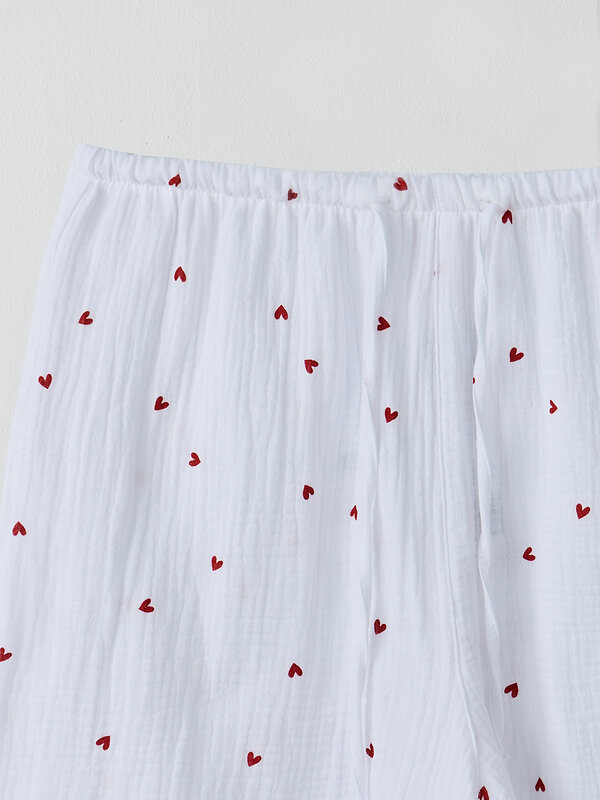 MARK FORMELLE Шорты 589675 132389 сердечки на белом