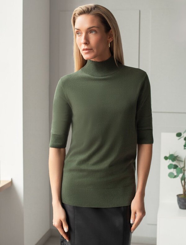 VILATTE Свитер 589800 D34.112 темно-оливковый