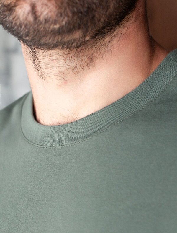 VILATTE Футболка 590898 U49.068 т.оливковый_adventure