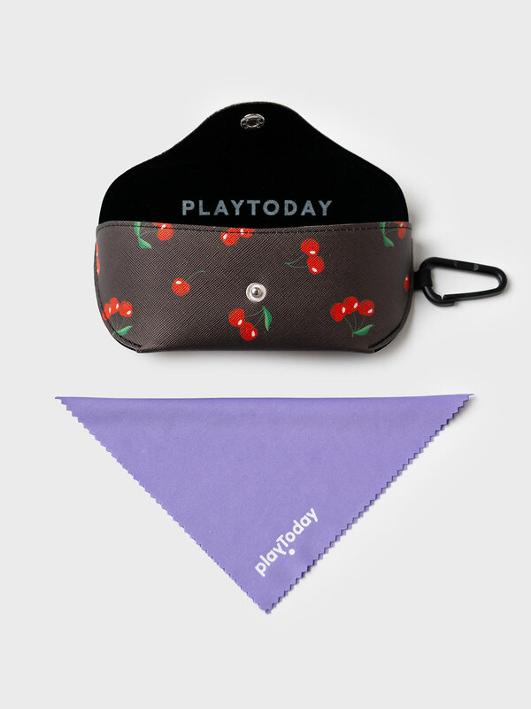 PLAYTODAY Футляр для очков 591264 12621940 черный,красный