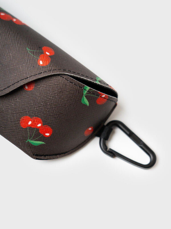 PLAYTODAY Футляр для очков 591264 12621940 черный,красный