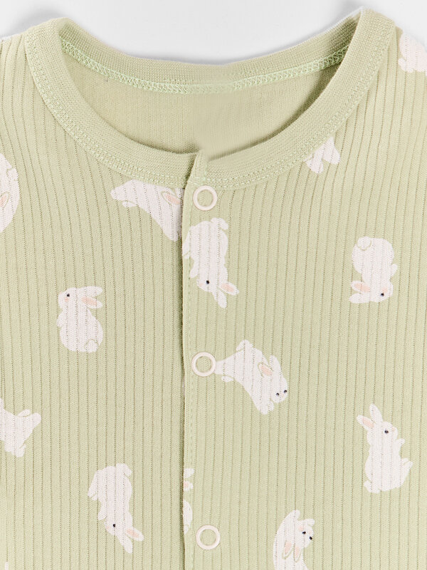 MARK FORMELLE Полукомбинезон 591441 13021 зайчата на св.зеленом