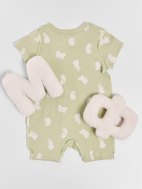 MARK FORMELLE Полукомбинезон 591442 13021-1 зайчата на св.зеленом