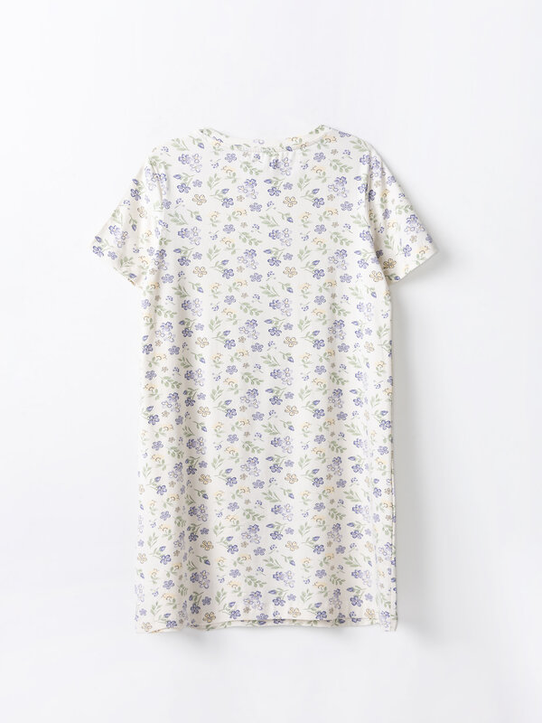 MARK FORMELLE Сорочка 591462 572346 цветы на молочном