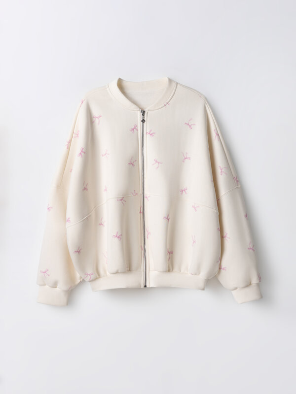 MARK FORMELLE Толстовка 591466 172112 бантики на молочном