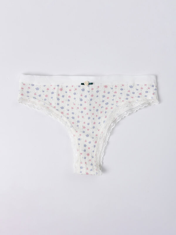 MARK FORMELLE Трусы 591498 412818 ромашки на молочном