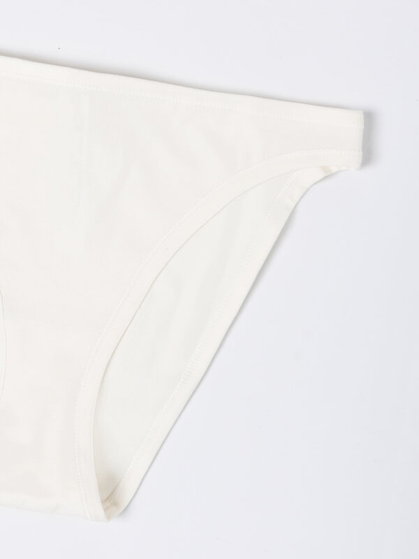 MARK FORMELLE Трусы 591512 412621 сумрачно -белый