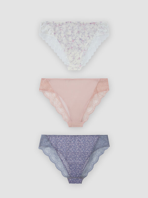 MARK FORMELLE Трусы 591524 412612-3 цветы на св.молочном