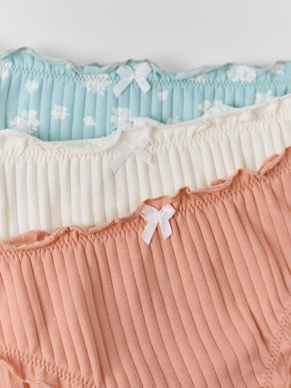 MARK FORMELLE Трусы 591525 412656-3 цветы на мятном