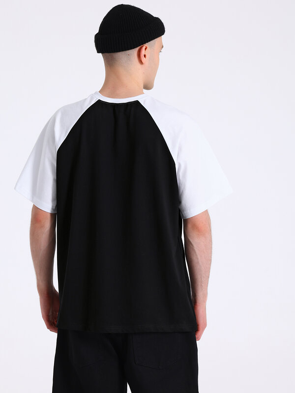 Апрель Футболка 591838 1МДФК5040001 черный+белый