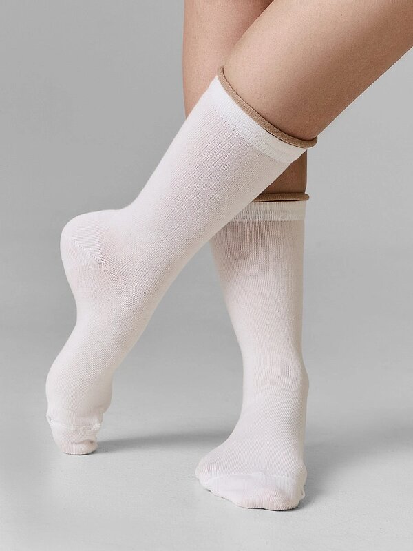 MARK FORMELLE Женские носки 592239 245K-3509 белый