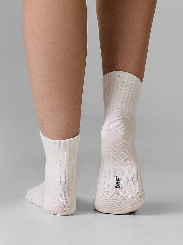 MARK FORMELLE Женские носки 592244 337C-3585 белый