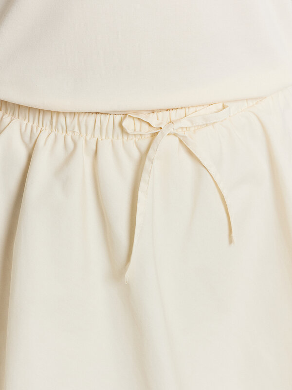 MARK FORMELLE Шорты 592292 132377 молочный