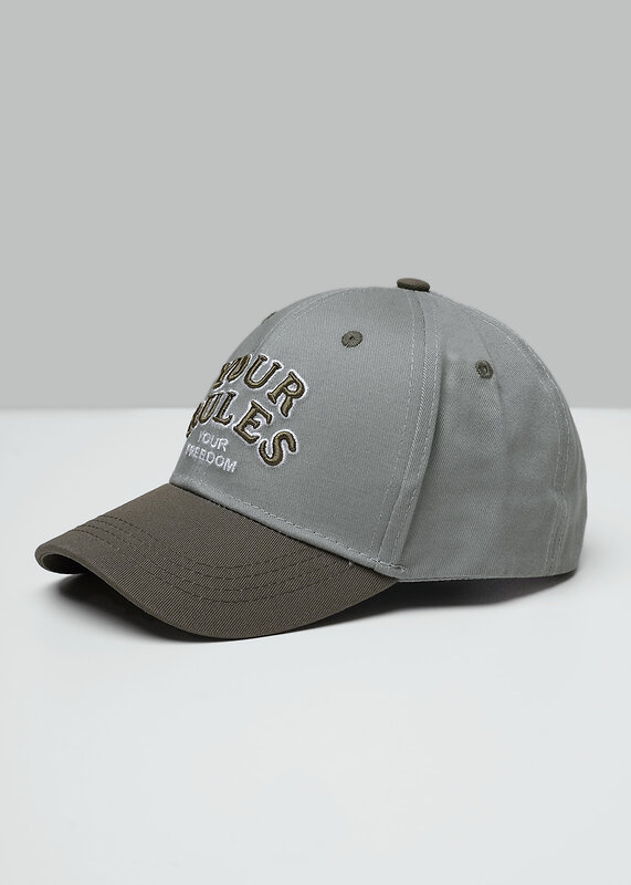 CLEVER Кепка 592307 109 х/б св.зелёный/хаки