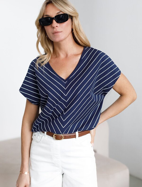 VILATTE Футболка 592984 D49.069 т.синий-белый