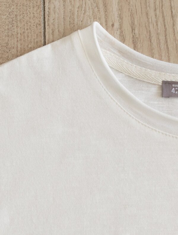 VILATTE Футболка 592993 D49.163 молочный_modern_design