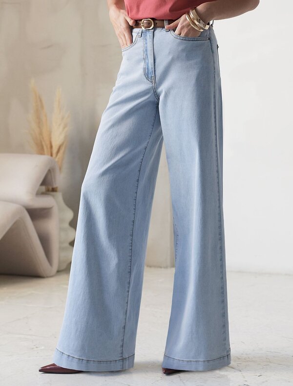 VILATTE Джинсы 593010 D54.317 светло-голубой