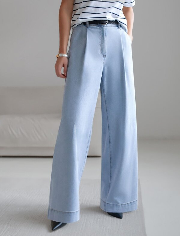 VILATTE Джинсы 593012 D54.318 светло-голубой