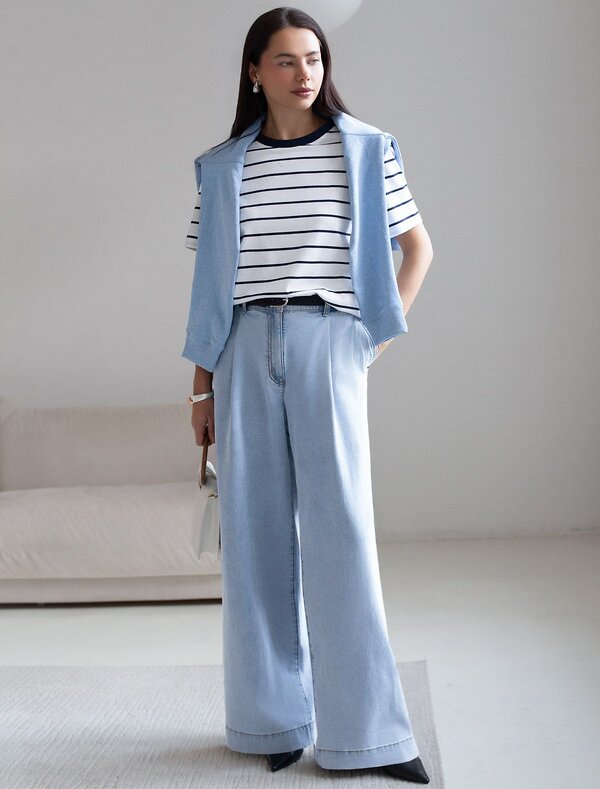 VILATTE Джинсы 593012 D54.318 светло-голубой