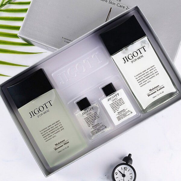 Jigott Набор по уходу за мужской кожей / Moisture Skin Care 2 set 601373 19801 