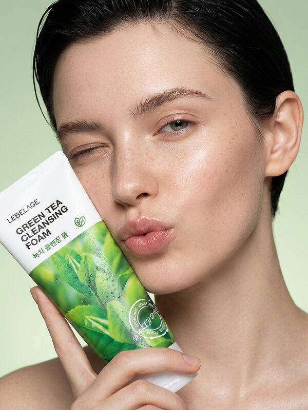 Lebelage Очищающая пенка для лица с экстрактом зеленого чая / Green Tea Cleansing Foam, 100 мл 601386 28548 