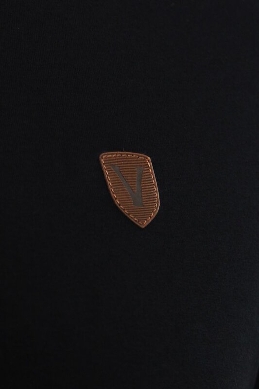 VILATTE Джемпер 602061 U49.053 черный
