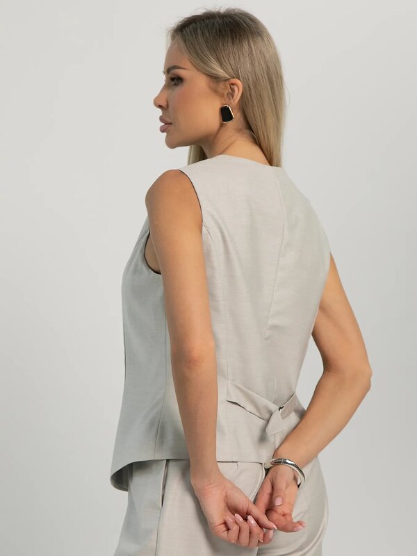 LT Collection Жилет 604900 Б16203-16М Светло-серый