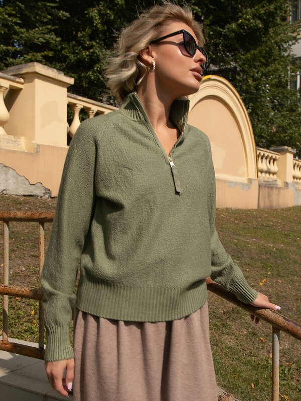 LT Collection Джемпер 606571 Б16319-7М Оливковый