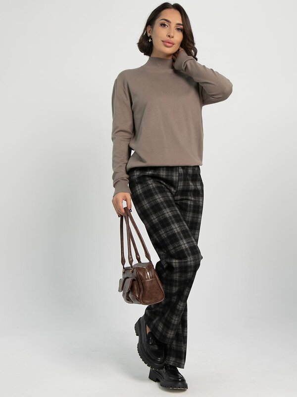 LT Collection Брюки 606900 Б16338-20М черные/клетка