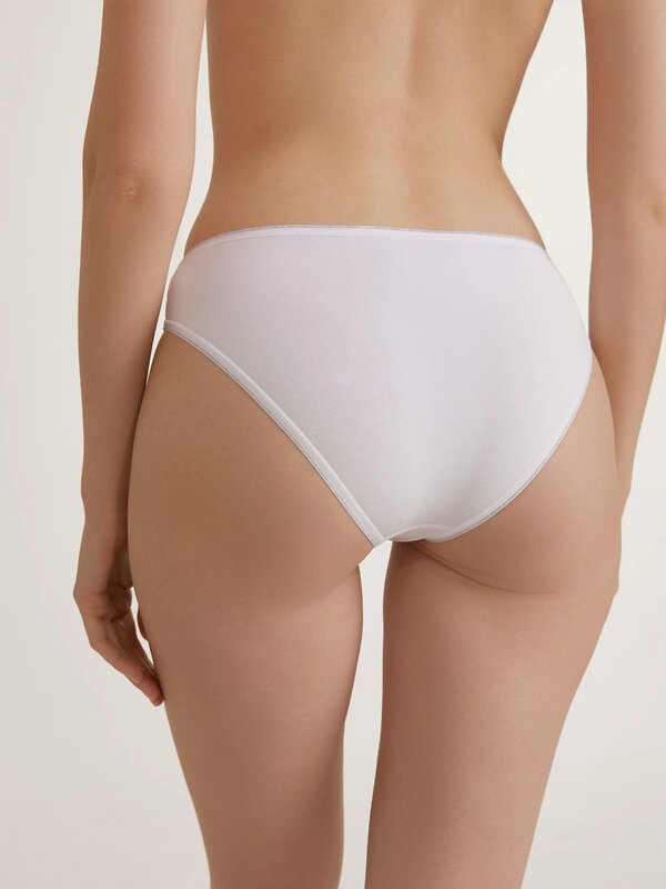 Conte elegant Трусы 607620 BASIC COLLECTION LB 5003 (пакет) white lurex