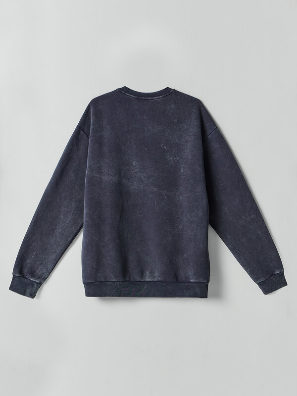 MARK FORMELLE Свитшот 609063 121801/1 ACID WASH сине -черный +печать