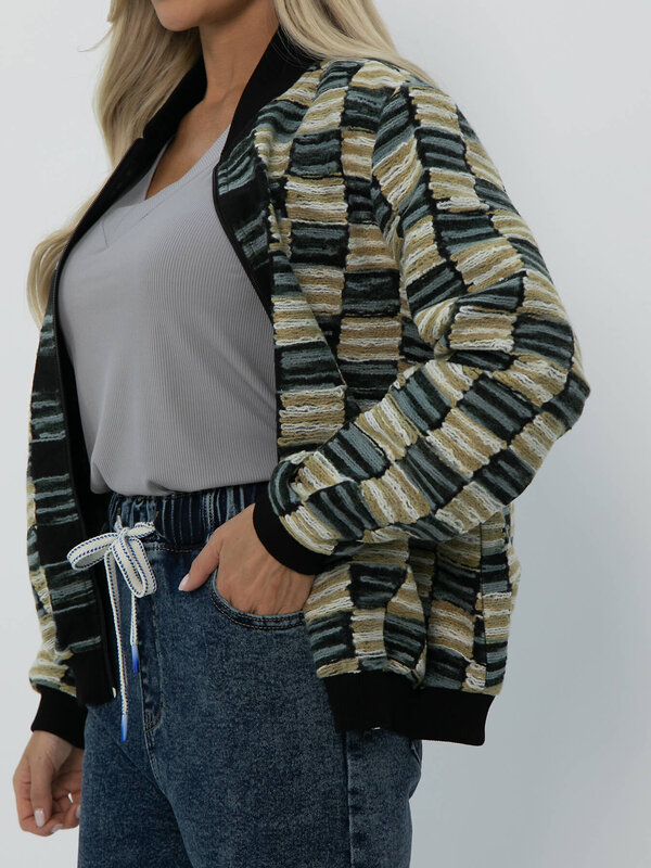 LT Collection Бомбер 609625 Б16373-3М бежевый