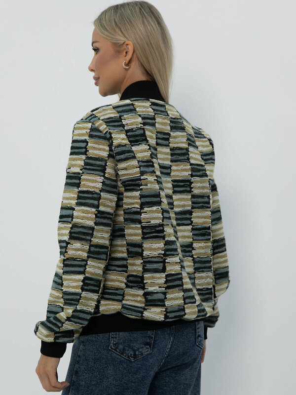 LT Collection Бомбер 609625 Б16373-3М бежевый