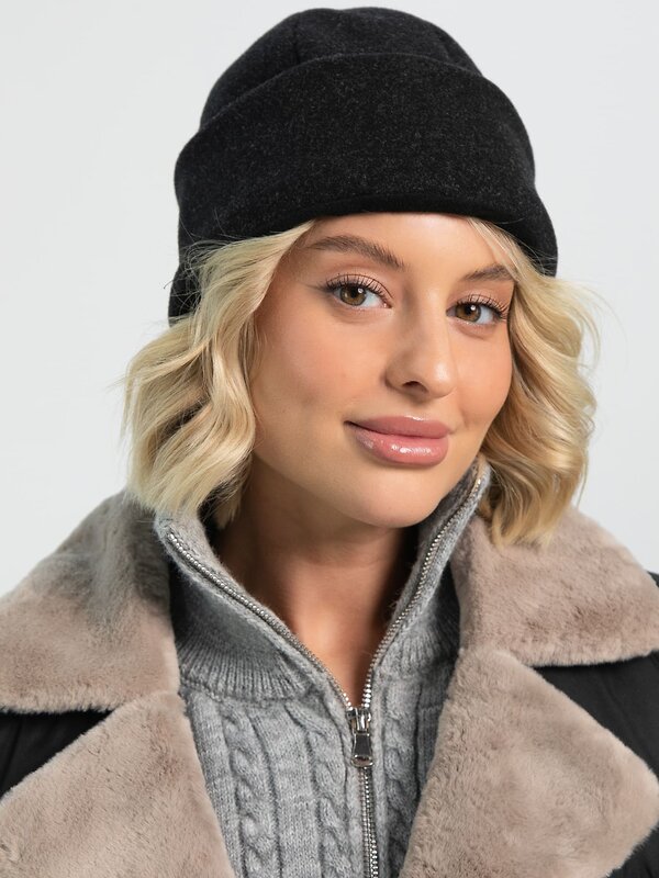 LT Collection Шапка 611528 Ш29-23М Черный
