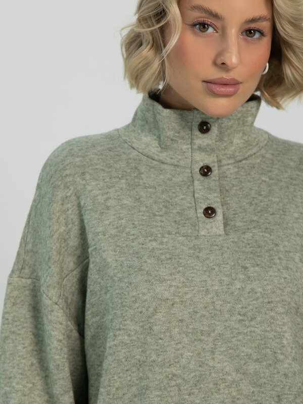 LT Collection Джемпер 612640 Б16329-1М Оливковый