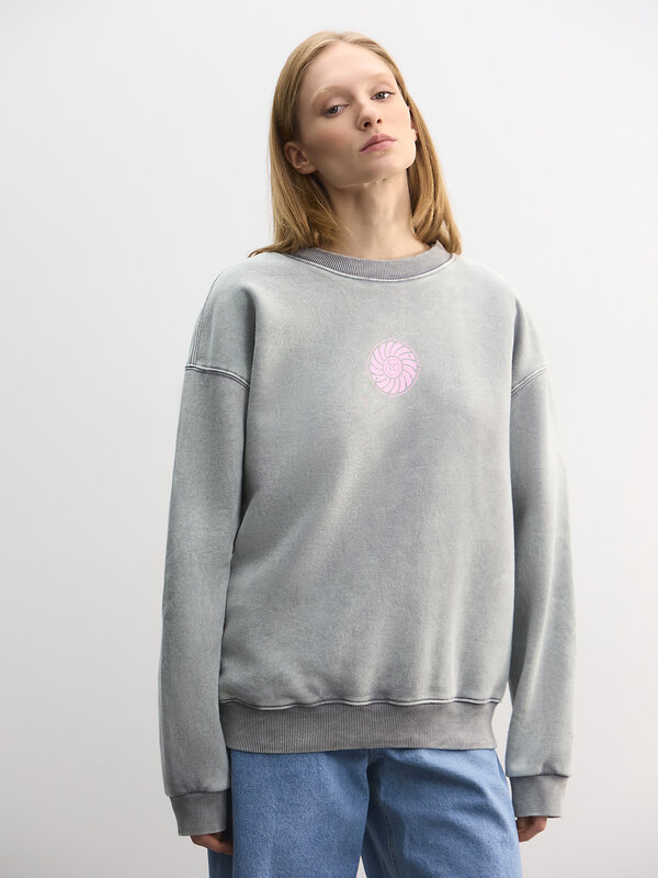 MARK FORMELLE Свитшот 612767 122530 ACID WASH серый +печать