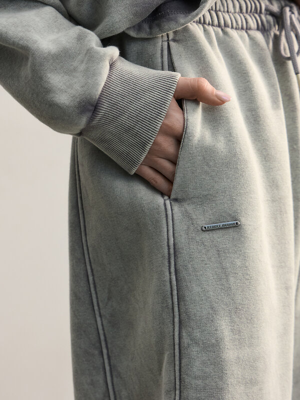MARK FORMELLE Брюки 612777 182586 ACID WASH серый