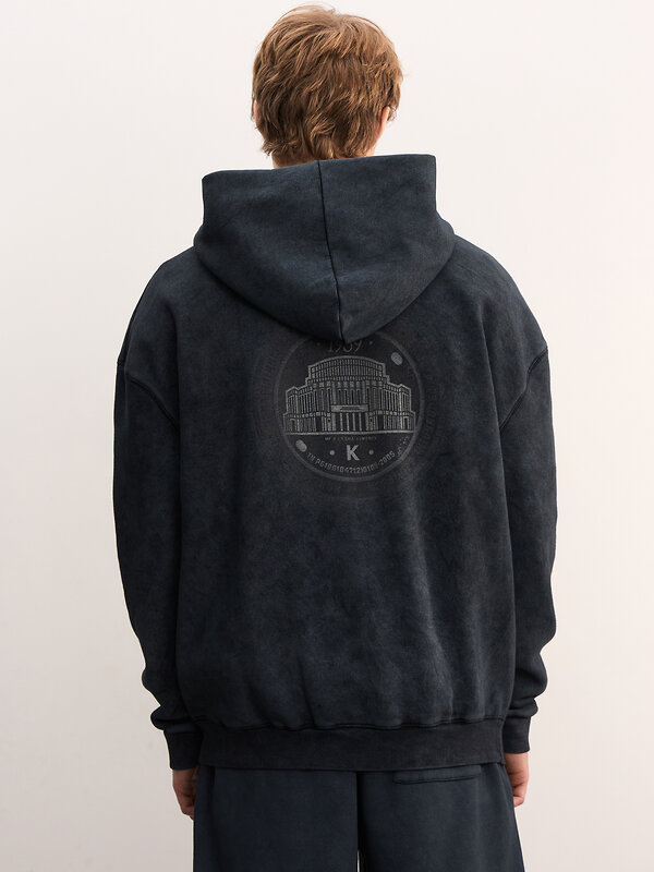 MARK FORMELLE Худи 613289 121996 ACID WASH черный +печать