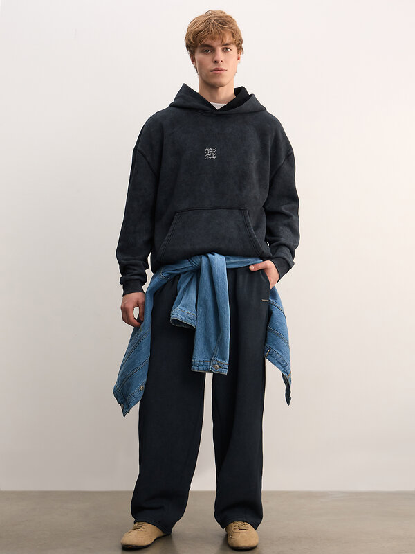 MARK FORMELLE Худи 613289 121996 ACID WASH черный +печать