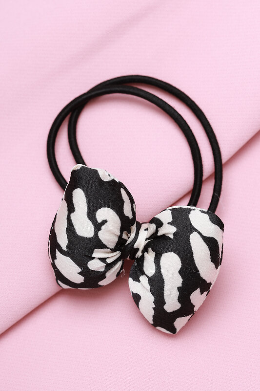 FASHION JEWELRY Резинка для волос 123195 FJ-88 Черно-белый